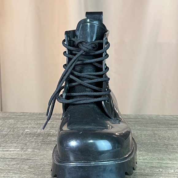 Bottega Veneta Black Stride Rubber Ankle Combat Style Boots Size 40 - Picture 4 of 17